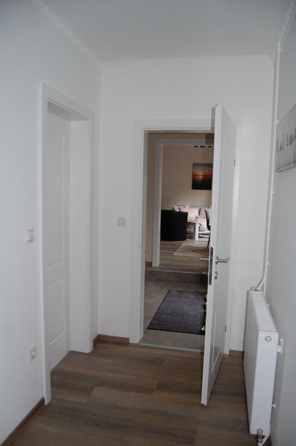 Weingut Krikler Apartment Weiden am See Bagian luar foto